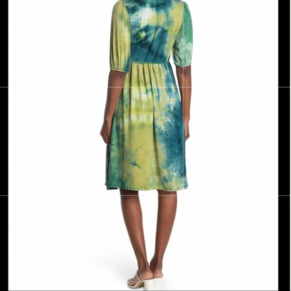 NWT! Velvet Torch Tie-Dye Puff Sleeve Wrap Dress Size Large - Picture 5 of 9